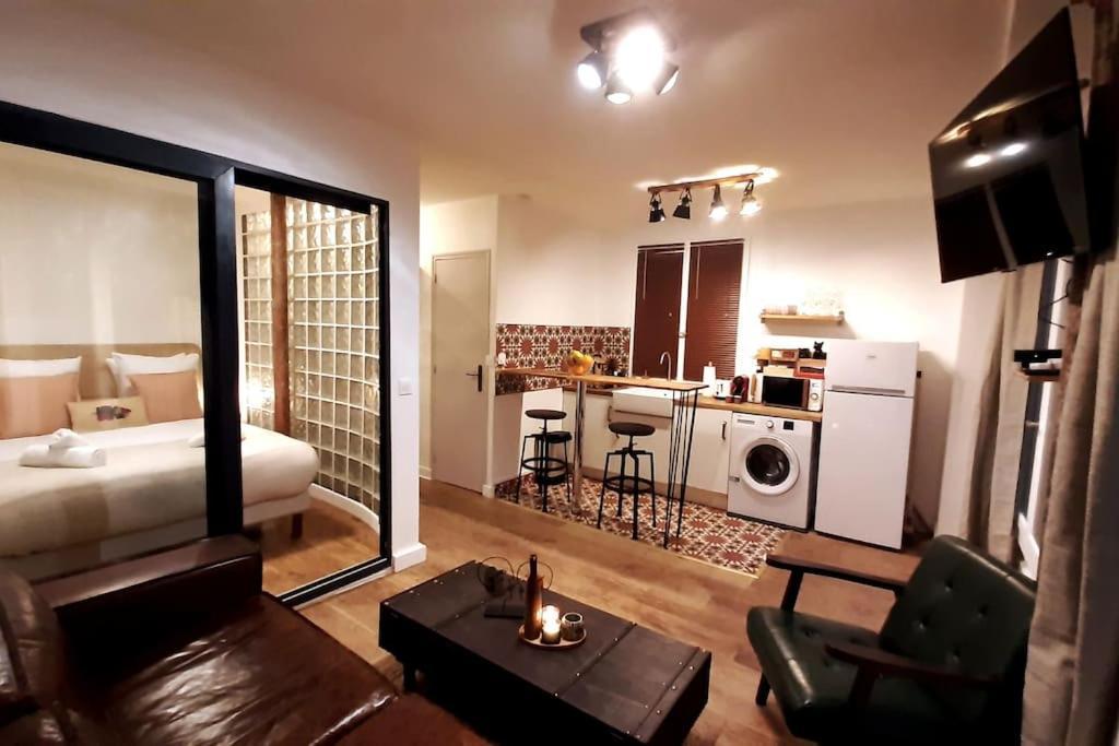 Midnight In Paris Montmartre Appartement Buitenkant foto