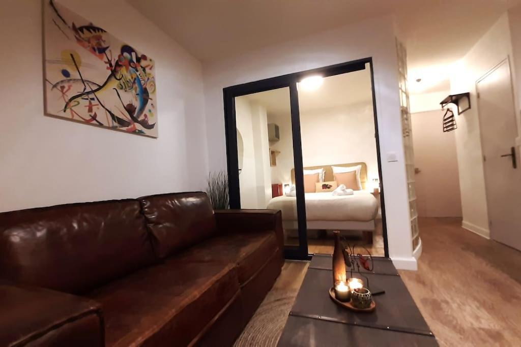 Midnight In Paris Montmartre Appartement Buitenkant foto